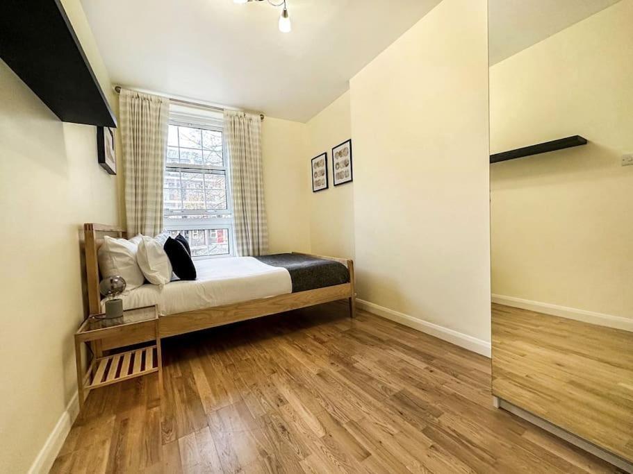 Spacious 4 Bed Flat Near London 02 Arena Greenwich Exterior foto